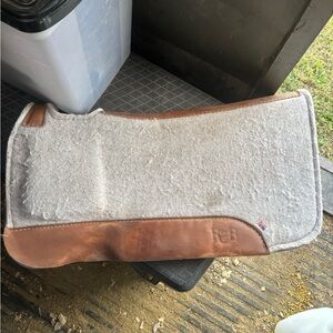 RBarB corrective saddle pad